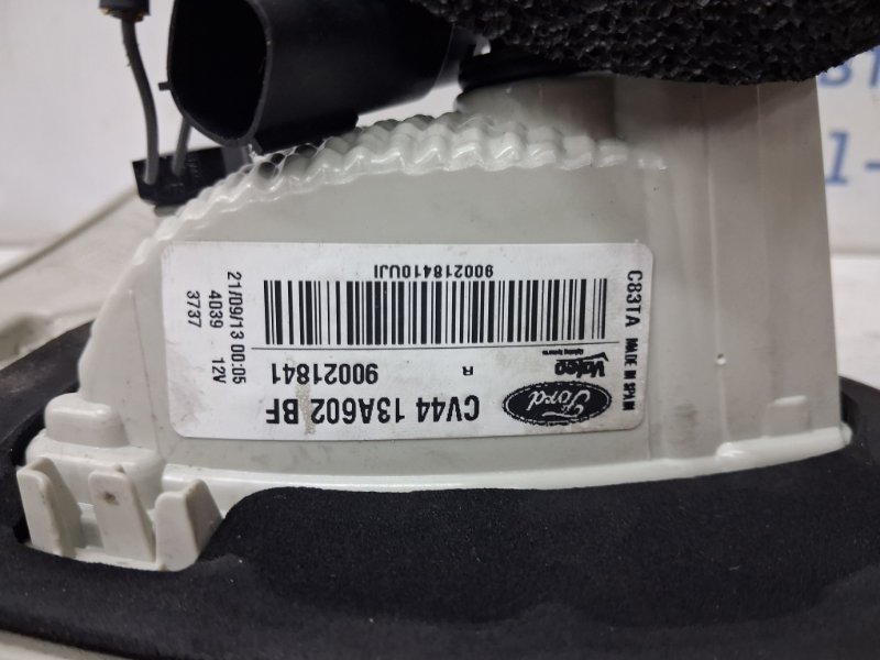Фонарь задний внутренний правый Kuga 2011-2019 CBS 2.0 diesel Фонарь задний внутренний правый Kuga 2011-2019 CBS 2.0 diesel