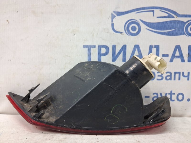 Катафот левый Ford Kuga CBS 2.0 diesel Катафот левый Ford Kuga CBS 2.0 diesel