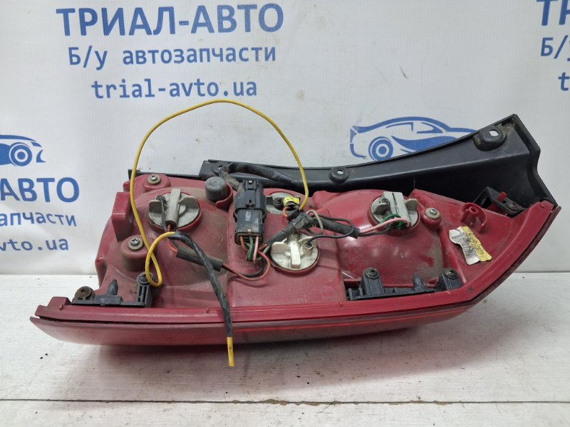 Фонарь задний внешний левый Tucson 2004-2009 JM 2.0 diesel D4EA