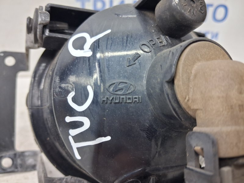 Фара противотуманная правая Tucson 2004-2009 JM 2.0 diesel D4EA Фара противотуманная правая Tucson 2004-2009 JM 2.0 diesel D4EA