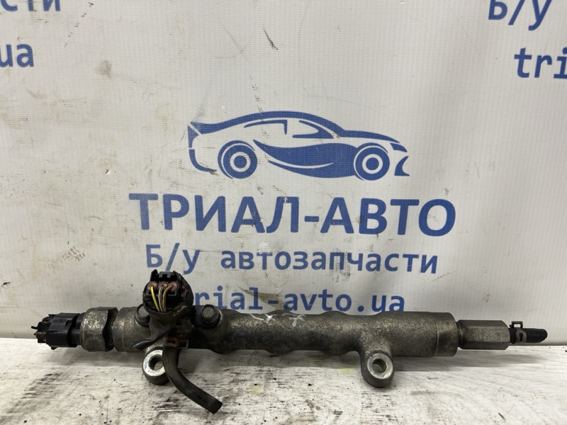 Запчасть топливная рампа Mazda CX 7 2006-2012 ER 2.2 дизель MZR-CD R2AA13150 Б/У Топливная рампа Mazda CX 7 2006-2012 ER 2.2 дизель MZR-CD R2AA13150 Б/У