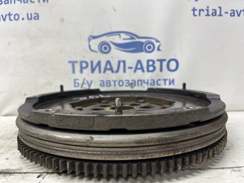 Маховик Hyundai Tucson JM 2.0 diesel D4EA Маховик Hyundai Tucson JM 2.0 diesel D4EA