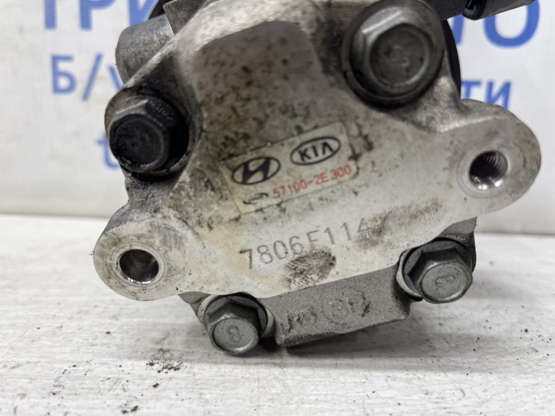 Насос ГУ Tucson 2004-2009 JM 2.0 diesel D4EA Насос ГУ Tucson 2004-2009 JM 2.0 diesel D4EA