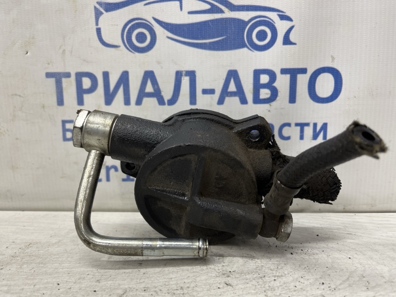 Вакуумная помпа генератора Tucson 2004-2009 JM 2.0 diesel D4EA Вакуумная помпа генератора Tucson 2004-2009 JM 2.0 diesel D4EA
