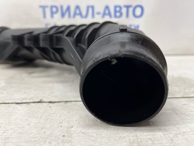 Патрубок интеркулера CX 5 2011-2017 KE 2.2 diesel Патрубок интеркулера CX 5 2011-2017 KE 2.2 diesel