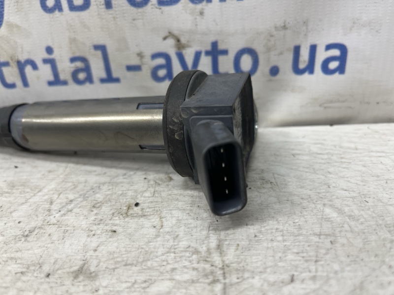 Катушка зажигания Lexus RX 350 XU30 3.5 Бензин 2GRFE Катушка зажигания Lexus RX 350 XU30 3.5 Бензин 2GRFE