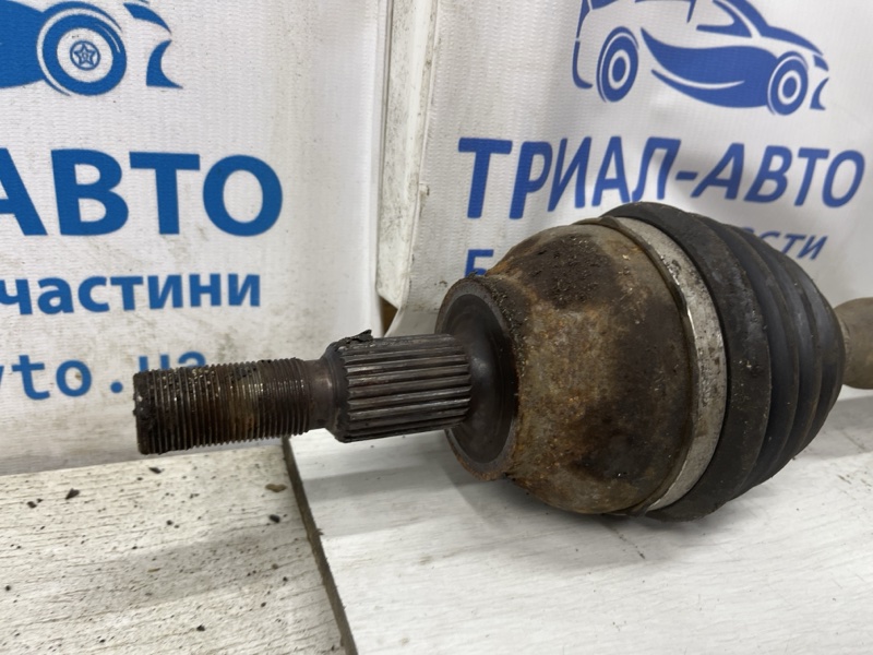 Привод передний правый Kuga 2011-2019 CBS 2.0 diesel Привод передний правый Kuga 2011-2019 CBS 2.0 diesel
