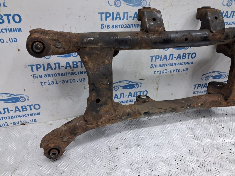 Балка задней подвески Tucson 2004-2009 JM 2.0 diesel D4EA Балка задней подвески Tucson 2004-2009 JM 2.0 diesel D4EA
