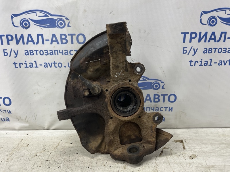 Запчасть кулак поворотный правый без ступицы Mitsubishi Pajero Sport 1996-2008 K9 2.5 Diesel 4D56 MR113895 Б/У Кулак поворотный правый без ступицы Mitsubishi Pajero Sport 1996-2008 K9 2.5 Diesel 4D56 MR113895 Б/У