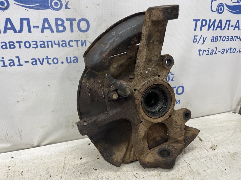 Кулак поворотный правый без ступицы Mitsubishi Pajero Sport K9 2.5 Diesel 4D56 Кулак поворотный правый без ступицы Mitsubishi Pajero Sport K9 2.5 Diesel 4D56