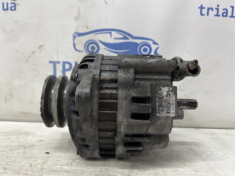 Запчасть генератор Mitsubishi Pajero Sport 1996-2008 K9 2.5 Diesel 4D56 MD366052 Б/У Генератор Mitsubishi Pajero Sport 1996-2008 K9 2.5 Diesel 4D56 MD366052 Б/У