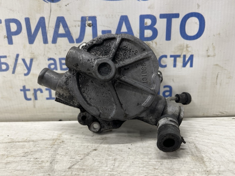 Запчасть вакуумная помпа генератора Mitsubishi Pajero Sport 1996-2008 K9 2.5 Diesel 4D56 MD618922 Б/У Вакуумная помпа генератора Mitsubishi Pajero Sport 1996-2008 K9 2.5 Diesel 4D56 MD618922 Б/У