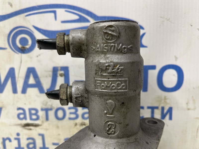 Тормозной цилиндр главный Kuga 2011-2019 CBS 2.0 diesel Тормозной цилиндр главный Kuga 2011-2019 CBS 2.0 diesel