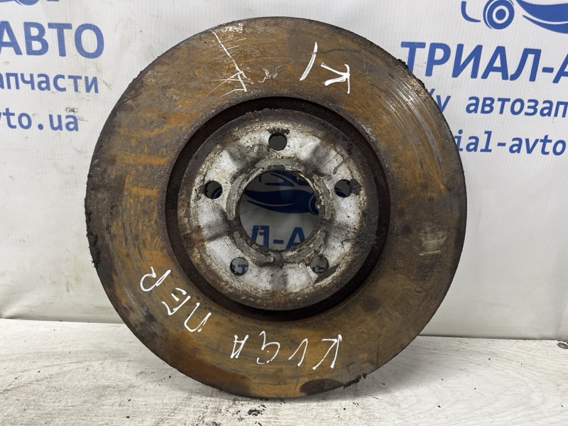 Запчасть диск тормозной передний Ford Kuga 2011-2019 CBS 2.0 diesel 1770767 Б/У Диск тормозной передний Ford Kuga 2011-2019 CBS 2.0 diesel 1770767 Б/У
