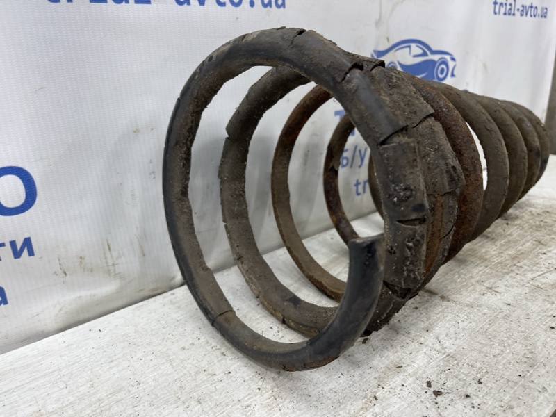 Пружина задняя Hyundai Tucson JM 2.0 diesel D4EA Пружина задняя Hyundai Tucson JM 2.0 diesel D4EA