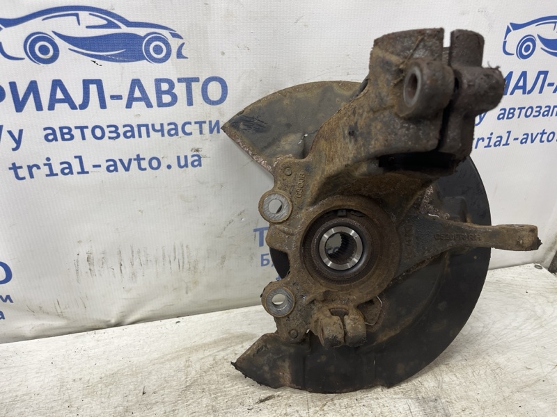 Кулак поворотный правый со ступицей Ford Kuga CBS 2.0 diesel Кулак поворотный правый со ступицей Ford Kuga CBS 2.0 diesel
