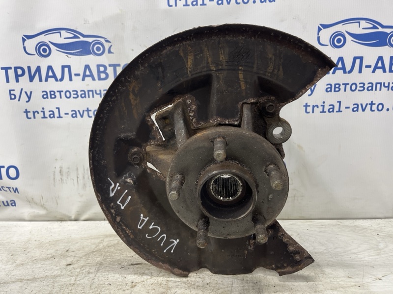 Кулак поворотный правый со ступицей Kuga 2011-2019 CBS 2.0 diesel Кулак поворотный правый со ступицей Kuga 2011-2019 CBS 2.0 diesel