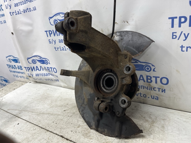 Кулак поворотный левый со ступицей Kuga 2011-2019 CBS 2.0 diesel Кулак поворотный левый со ступицей Kuga 2011-2019 CBS 2.0 diesel