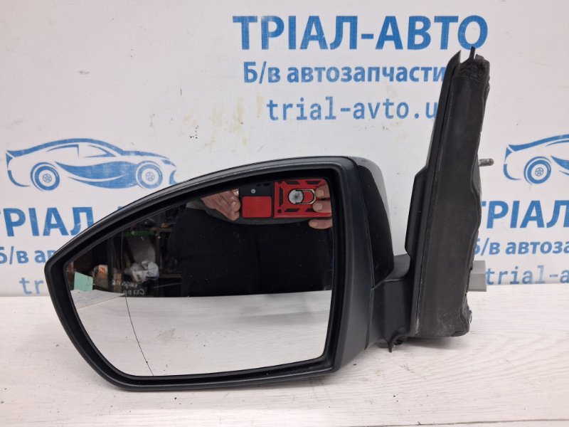 Запчасть зеркало левое Ford Kuga 2011-2019 CBS 2.0 diesel DV4417683JC Б/У Зеркало левое Ford Kuga 2011-2019 CBS 2.0 diesel DV4417683JC Б/У