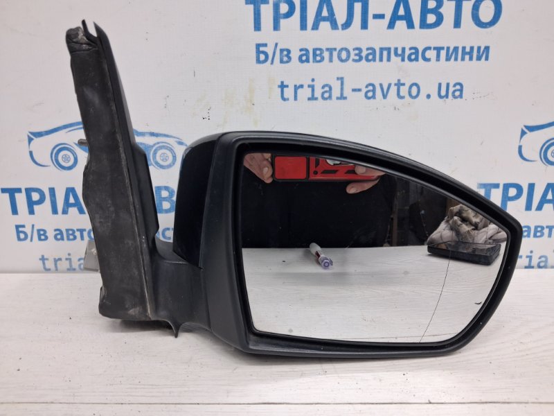 Запчасть зеркало правое Ford Kuga 2011-2019 CBS 2.0 diesel DV4417682JC Б/У Зеркало правое Ford Kuga 2011-2019 CBS 2.0 diesel DV4417682JC Б/У