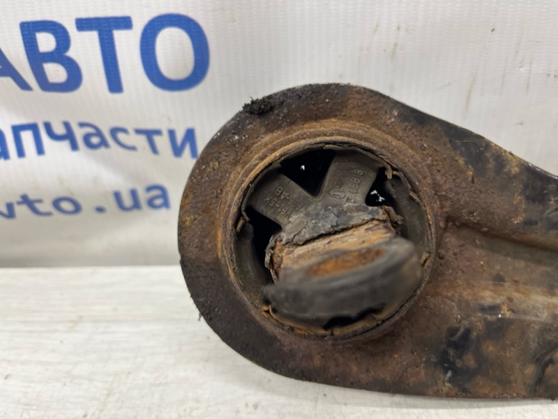 Рычаг задней подвески продольный правый Ford Kuga CBS 2.0 diesel Рычаг задней подвески продольный правый Ford Kuga CBS 2.0 diesel