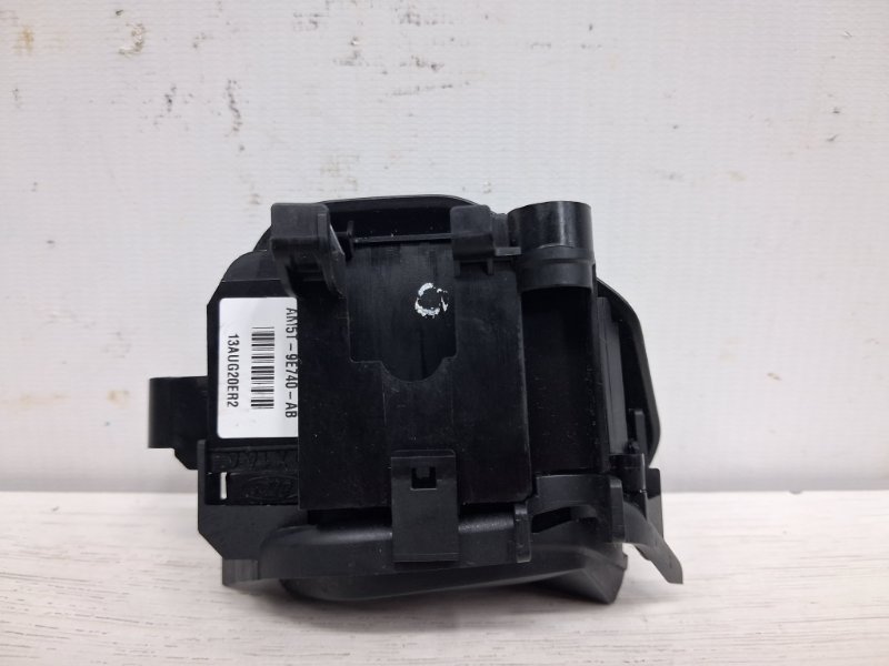 Кнопки руля Ford Kuga CBS 2.0 diesel Кнопки руля Ford Kuga CBS 2.0 diesel