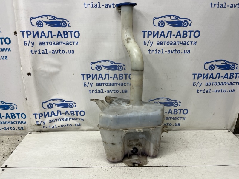 Бачок омывателя Hyundai Tucson 2004-2009 JM 2.0 diesel D4EA 986202E000 Б/У