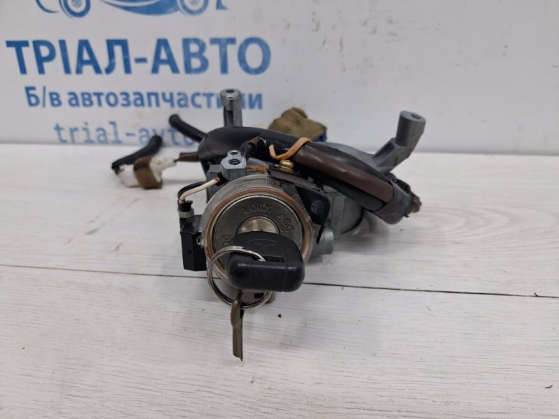 Замок зажигания Pajero Sport 1996-2008 K9 2.5 Diesel 4D56 Замок зажигания Pajero Sport 1996-2008 K9 2.5 Diesel 4D56