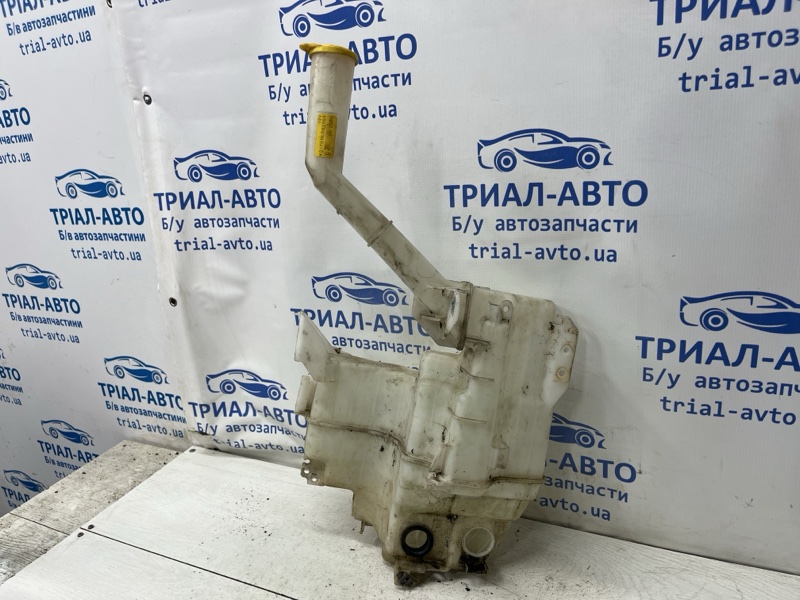 Бачок омывателя CX 7 2006-2012 ER 2.2 дизель MZR-CD Бачок омывателя CX 7 2006-2012 ER 2.2 дизель MZR-CD