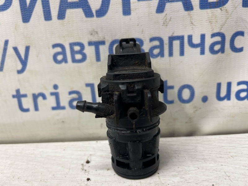 Насос омывателя стекла Mazda CX 7 ER 2.2 дизель MZR-CD Насос омывателя стекла Mazda CX 7 ER 2.2 дизель MZR-CD