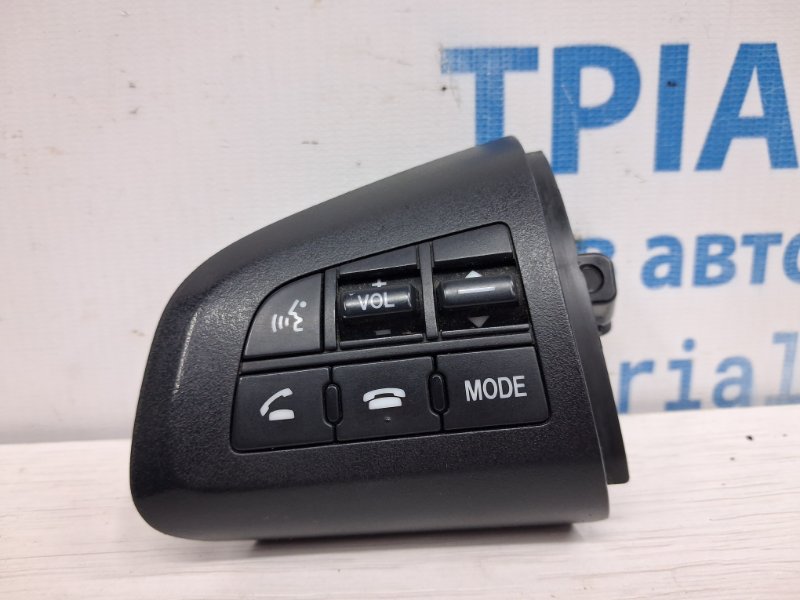 Запчасть кнопки руля Mazda CX 7 2006-2012 ER 2.2 дизель MZR-CD EH47664M0 Б/У Кнопки руля Mazda CX 7 2006-2012 ER 2.2 дизель MZR-CD EH47664M0 Б/У