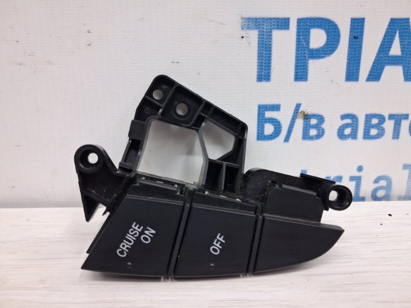 Запчасть кнопки руля Mazda CX 7 2006-2012 ER 2.2 дизель MZR-CD BBM2664M8 Б/У Кнопки руля Mazda CX 7 2006-2012 ER 2.2 дизель MZR-CD BBM2664M8 Б/У