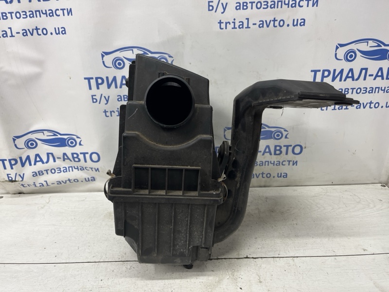 Корпус воздушного фильтра CX 7 2006-2012 ER 2.2 дизель MZR-CD Корпус воздушного фильтра CX 7 2006-2012 ER 2.2 дизель MZR-CD