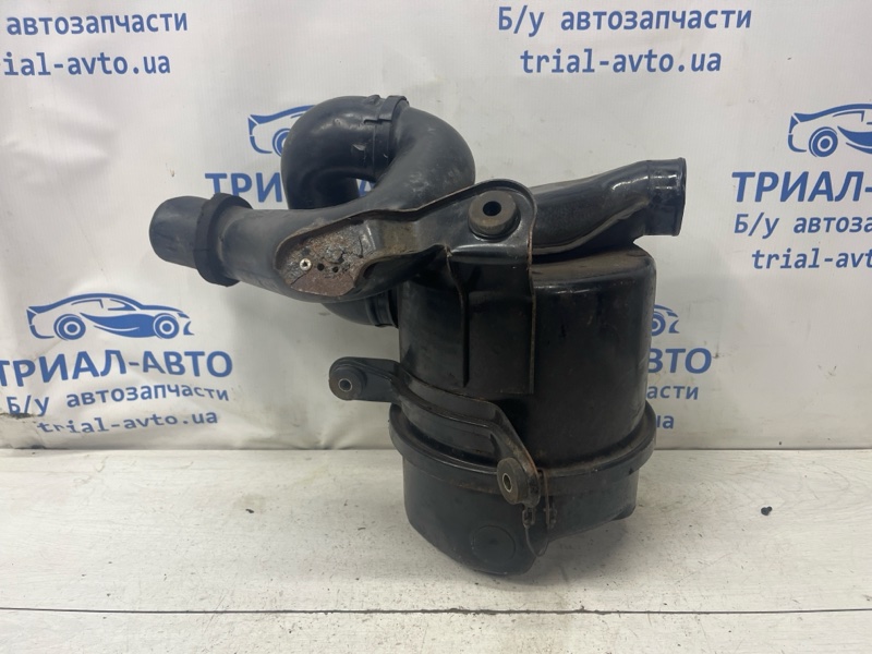 Корпус воздушного фильтра Mitsubishi Pajero Sport K9 2.5 Diesel 4D56 Корпус воздушного фильтра Mitsubishi Pajero Sport K9 2.5 Diesel 4D56