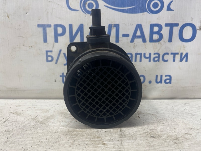 Датчик расхода воздуха Hyundai Tucson JM 2.0 diesel D4EA Датчик расхода воздуха Hyundai Tucson JM 2.0 diesel D4EA