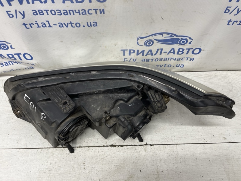 Фара правая Epica 2006-2013 V250 2.5 бензин X25D1 Фара правая Epica 2006-2013 V250 2.5 бензин X25D1