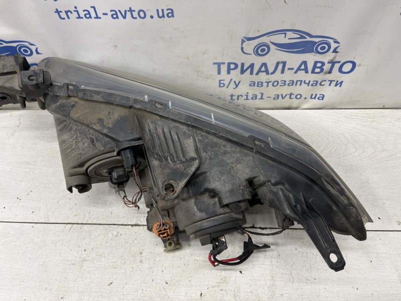 Фара правая 3 2003-2009 BK 1.6 бензин Z6 Фара правая 3 2003-2009 BK 1.6 бензин Z6