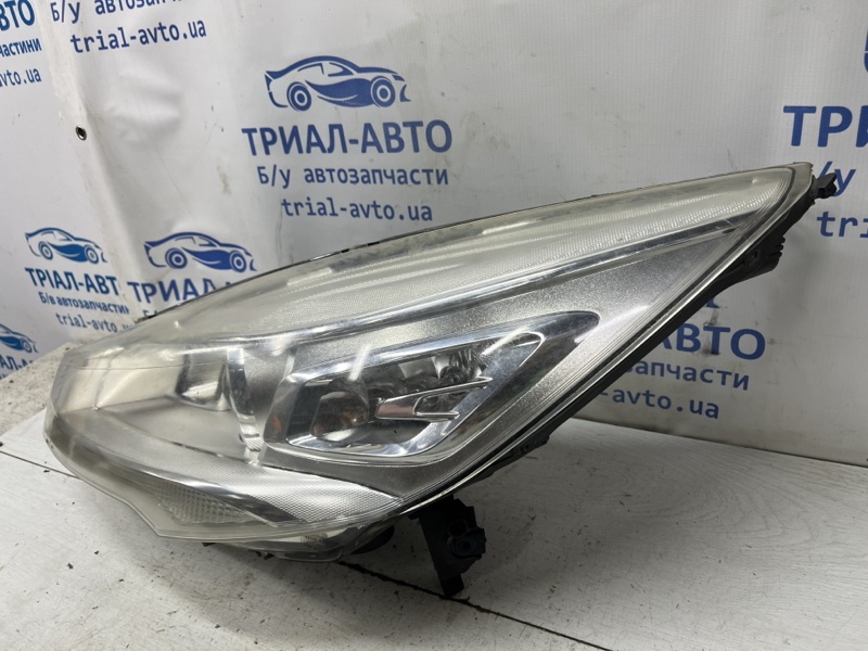 Фара левая Ксенон Ford Kuga CBS 2.0 diesel Фара левая Ксенон Ford Kuga CBS 2.0 diesel