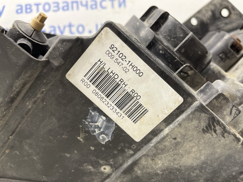 Фара правая Ceed 2006-2012 ED 1.6 diesel D4FB Фара правая Ceed 2006-2012 ED 1.6 diesel D4FB