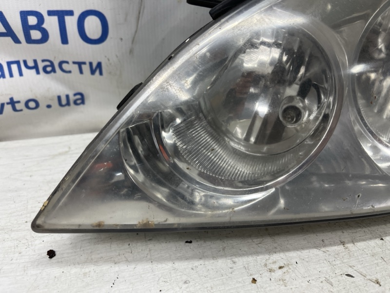 Фара левая Ceed 2006-2012 ED 1.6 diesel D4FB Фара левая Ceed 2006-2012 ED 1.6 diesel D4FB