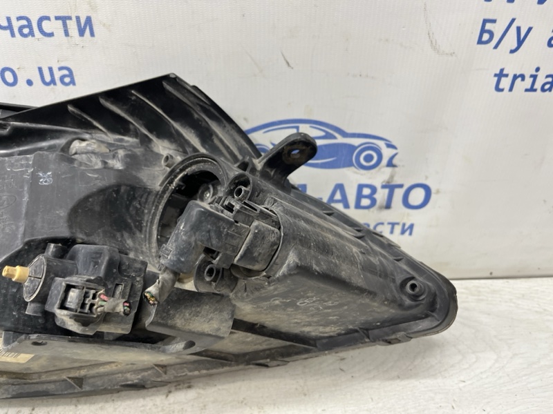 Фара левая Ceed 2006-2012 ED 1.6 diesel D4FB Фара левая Ceed 2006-2012 ED 1.6 diesel D4FB