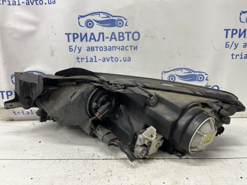 Фара правая Ксенон CX 7 2006-2012 ER 2.2 дизель MZR-CD Фара правая Ксенон CX 7 2006-2012 ER 2.2 дизель MZR-CD