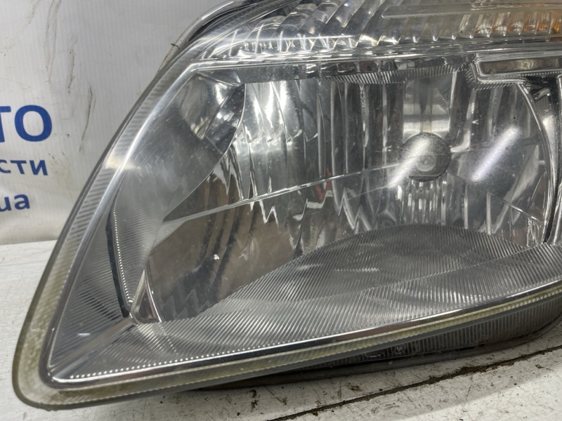 Фара левая Fabia 2007-2014 5J 1.4 diesel Фара левая Fabia 2007-2014 5J 1.4 diesel