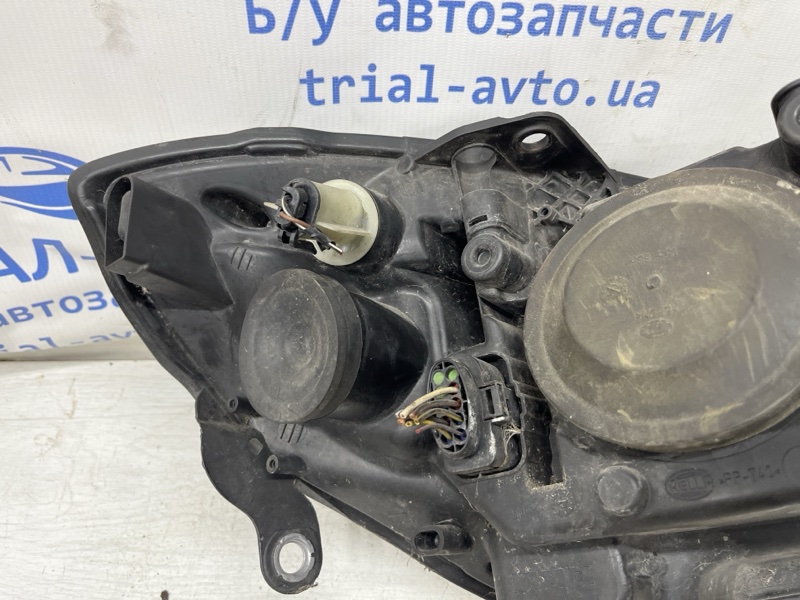 Фара левая Fabia 2007-2014 5J 1.4 diesel Фара левая Fabia 2007-2014 5J 1.4 diesel