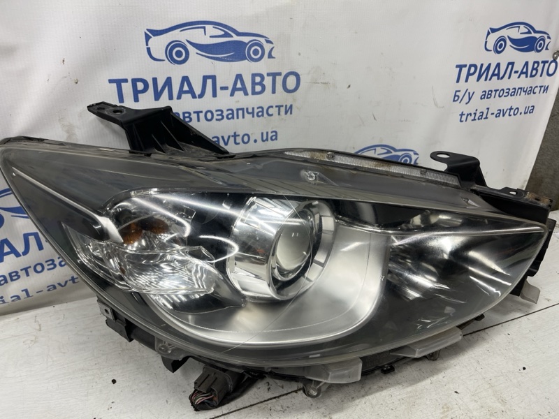 Фара правая Mazda CX 5 KE 2.2 diesel Фара правая Mazda CX 5 KE 2.2 diesel