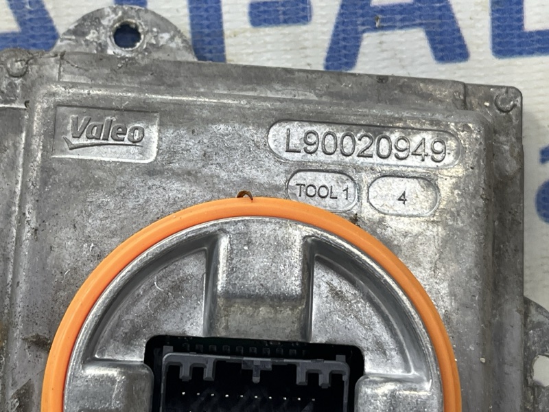 Блок розжига ксеноновой фары Kuga 2011-2019 CBS 2.0 diesel