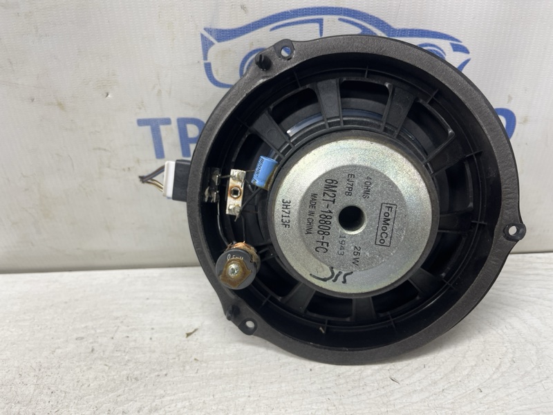 Динамик двери Kuga 2011-2019 CBS 2.0 diesel Динамик двери Kuga 2011-2019 CBS 2.0 diesel