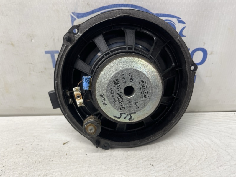 Динамик двери Kuga 2011-2019 CBS 2.0 diesel Динамик двери Kuga 2011-2019 CBS 2.0 diesel