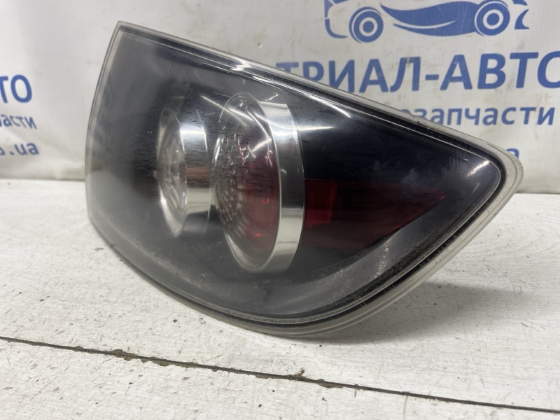 Фонарь задний внешний правый 3 2003-2009 BK 1.6 бензин Z6 Фонарь задний внешний правый 3 2003-2009 BK 1.6 бензин Z6