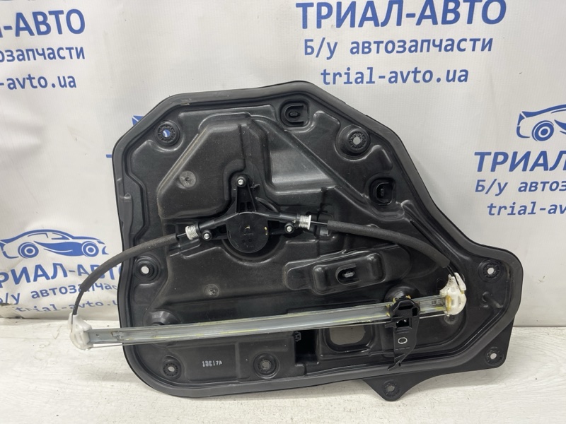 Стеклоподъемник задний правый CX 5 2011-2017 KE 2.2 diesel Стеклоподъемник задний правый CX 5 2011-2017 KE 2.2 diesel